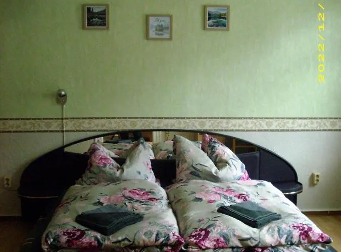 Scheels-ferienwohnung Apartman